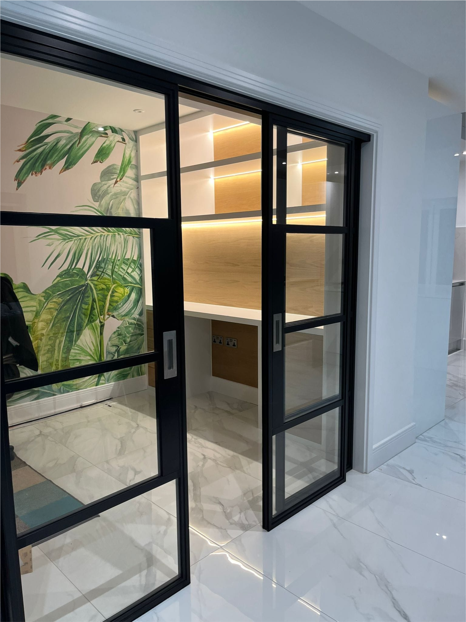 Featured Products Image by FF Windows Jersey